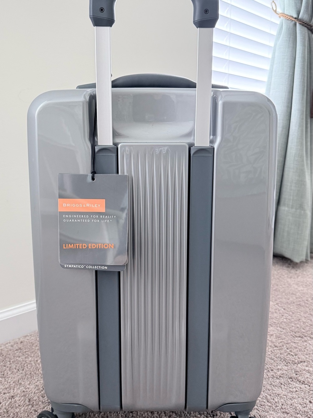 Briggs & Riley Sympatico Collection Limited Edition Carry-on Expandable Spinner - Picture 2 of 16